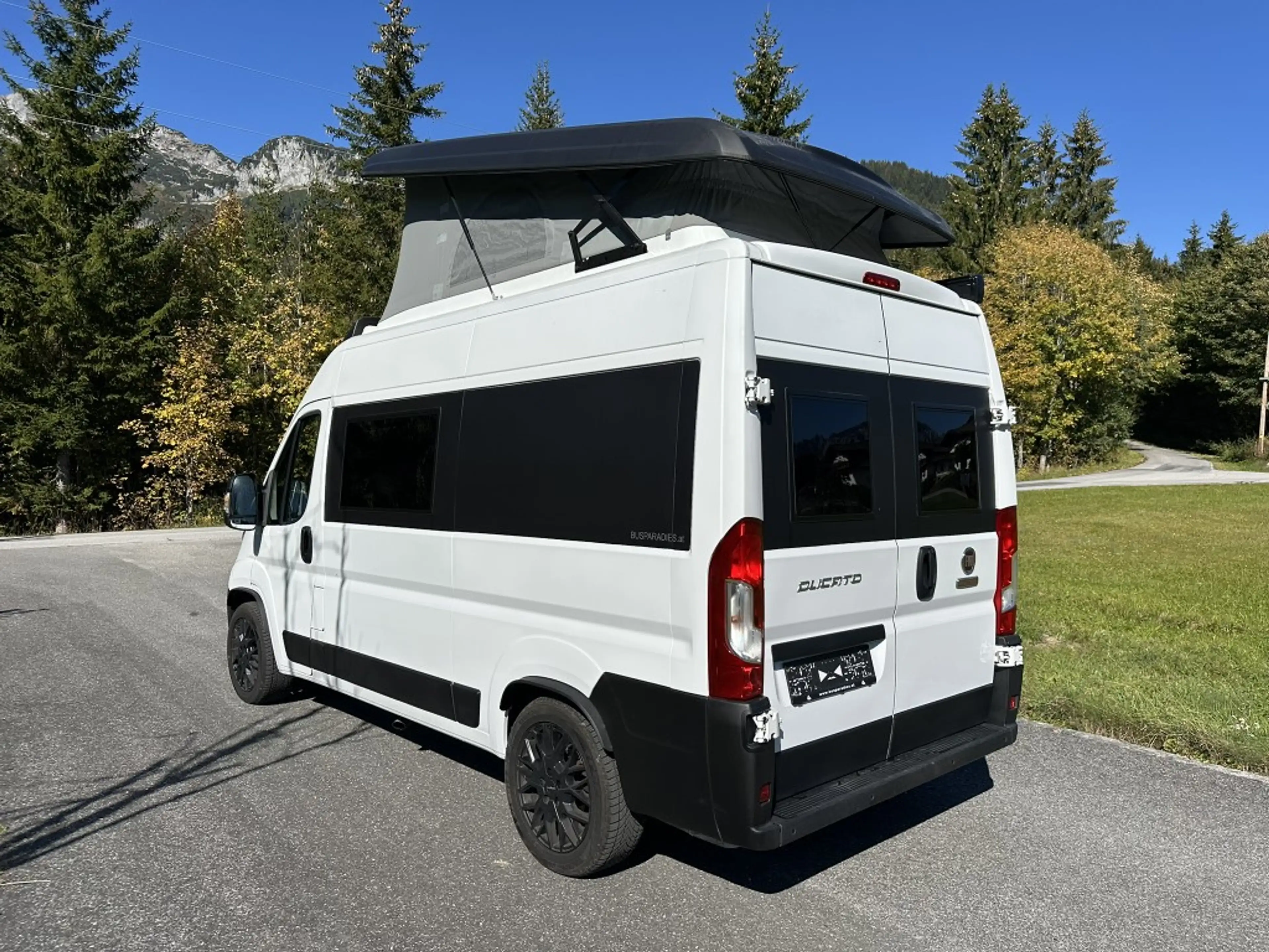 Fiat Ducato Ducato Wohnmobil - Aufstelldach - 5 Sitzer - nur 5,4m lang — photo 7