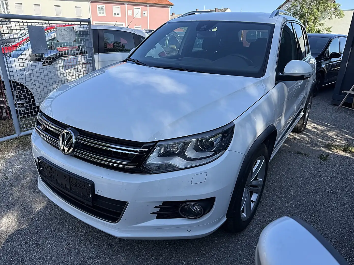Volkswagen Tiguan 2,0 TDI 4Motion DSG *AHK*Pickerl bis 08/24+4!* Weiß - 2