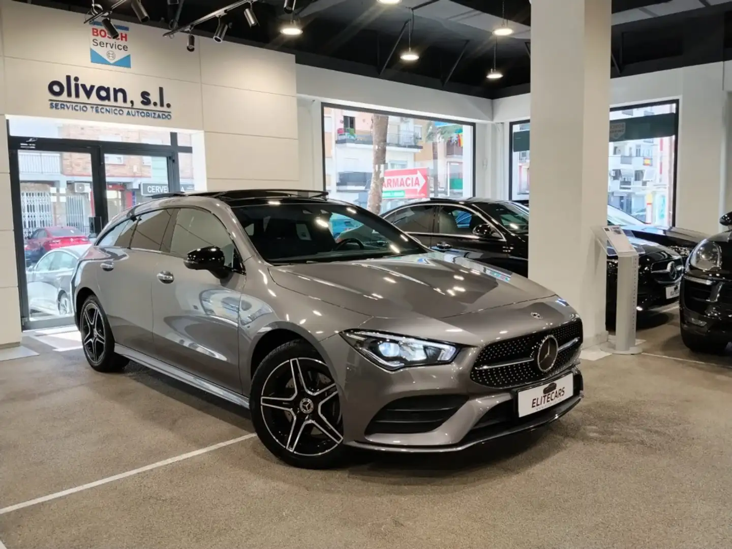 Mercedes-Benz CLA 250 Shooting Brake 250e 8G-DCT Gris - 1