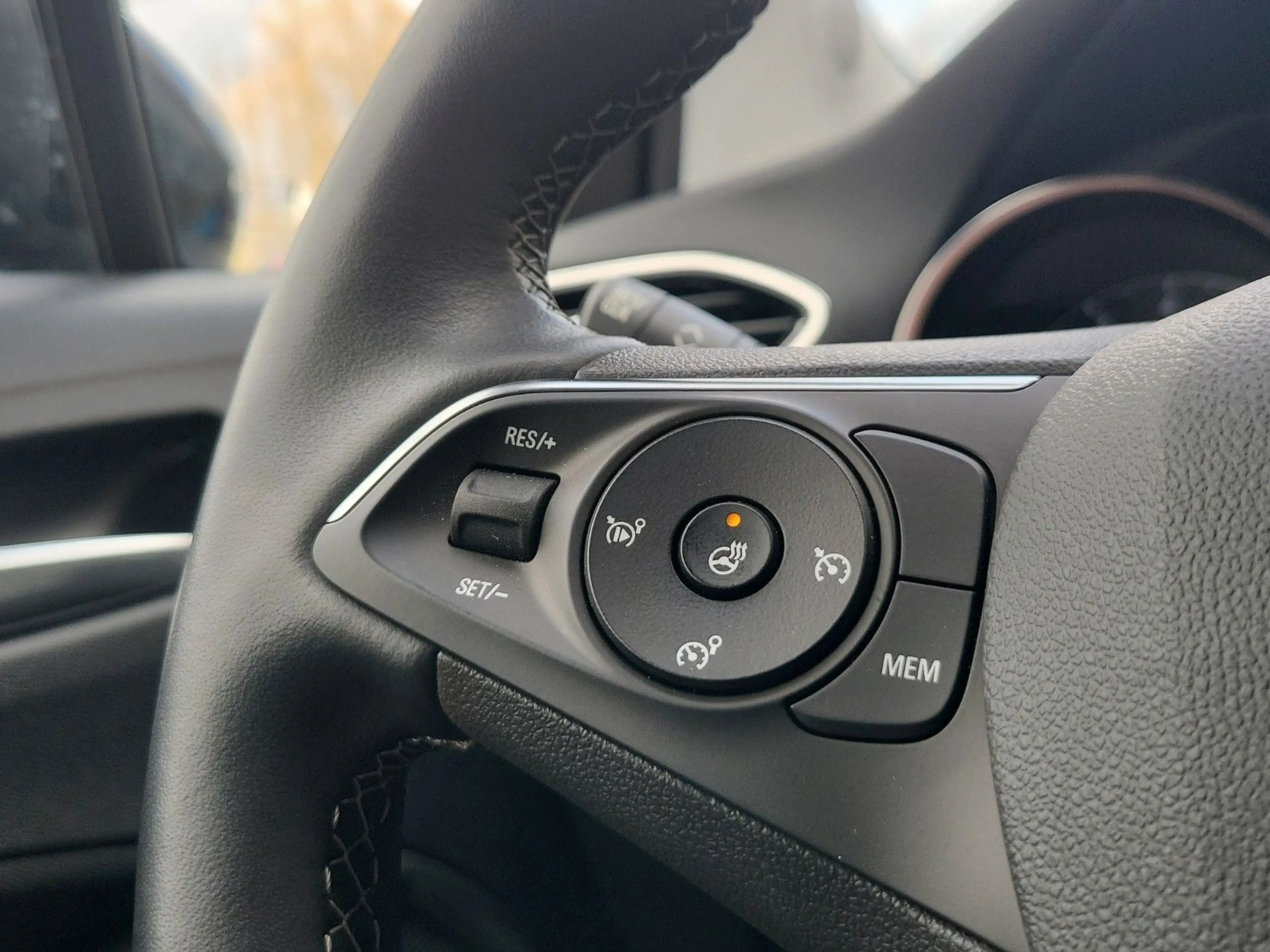 Opel Crossland X Premium "Elegance" Voll-LED/Kamera — photo 12