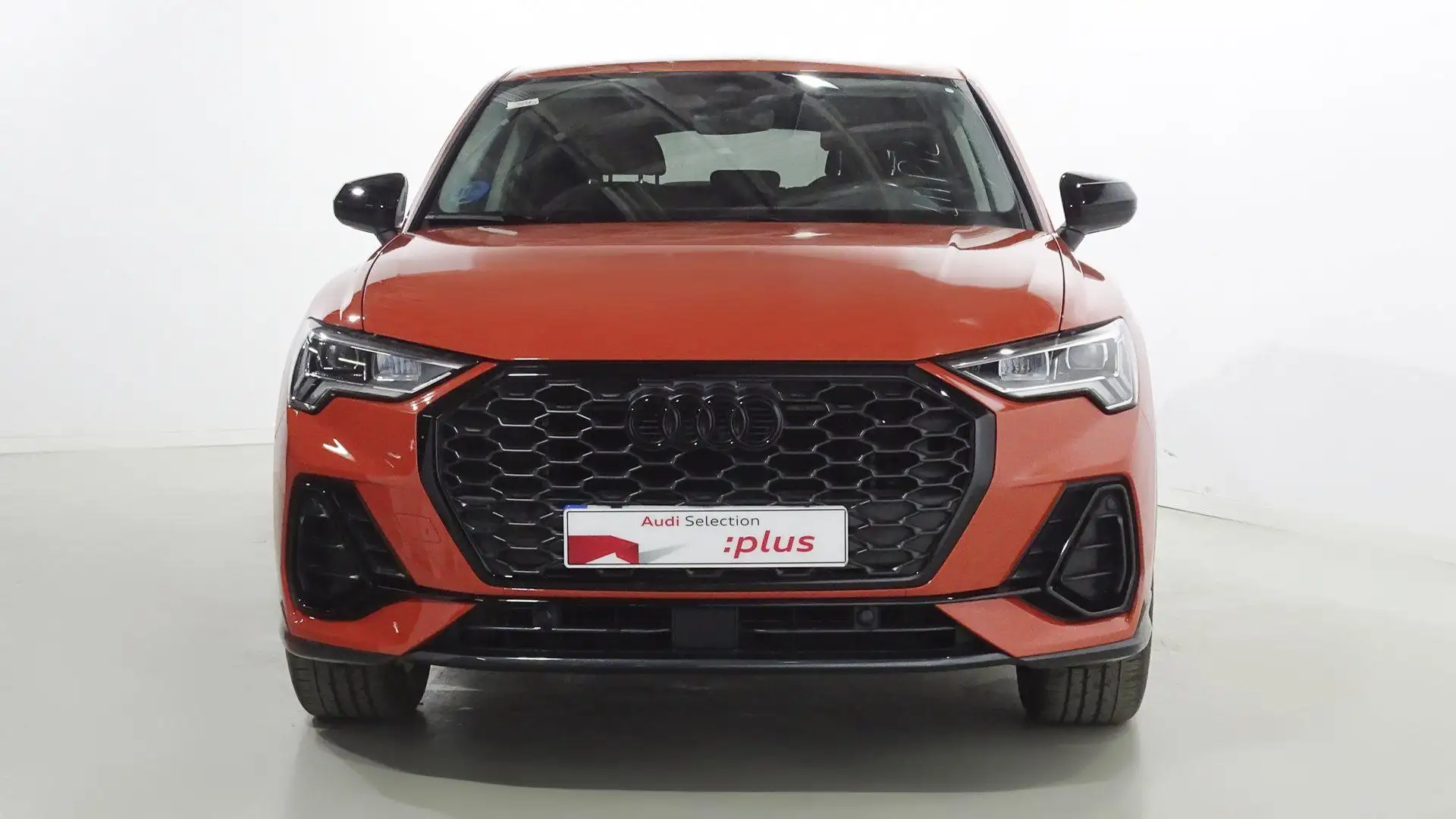 Audi Q3 Sportback 35 TFSI Advanced S tronic Naranja - 2