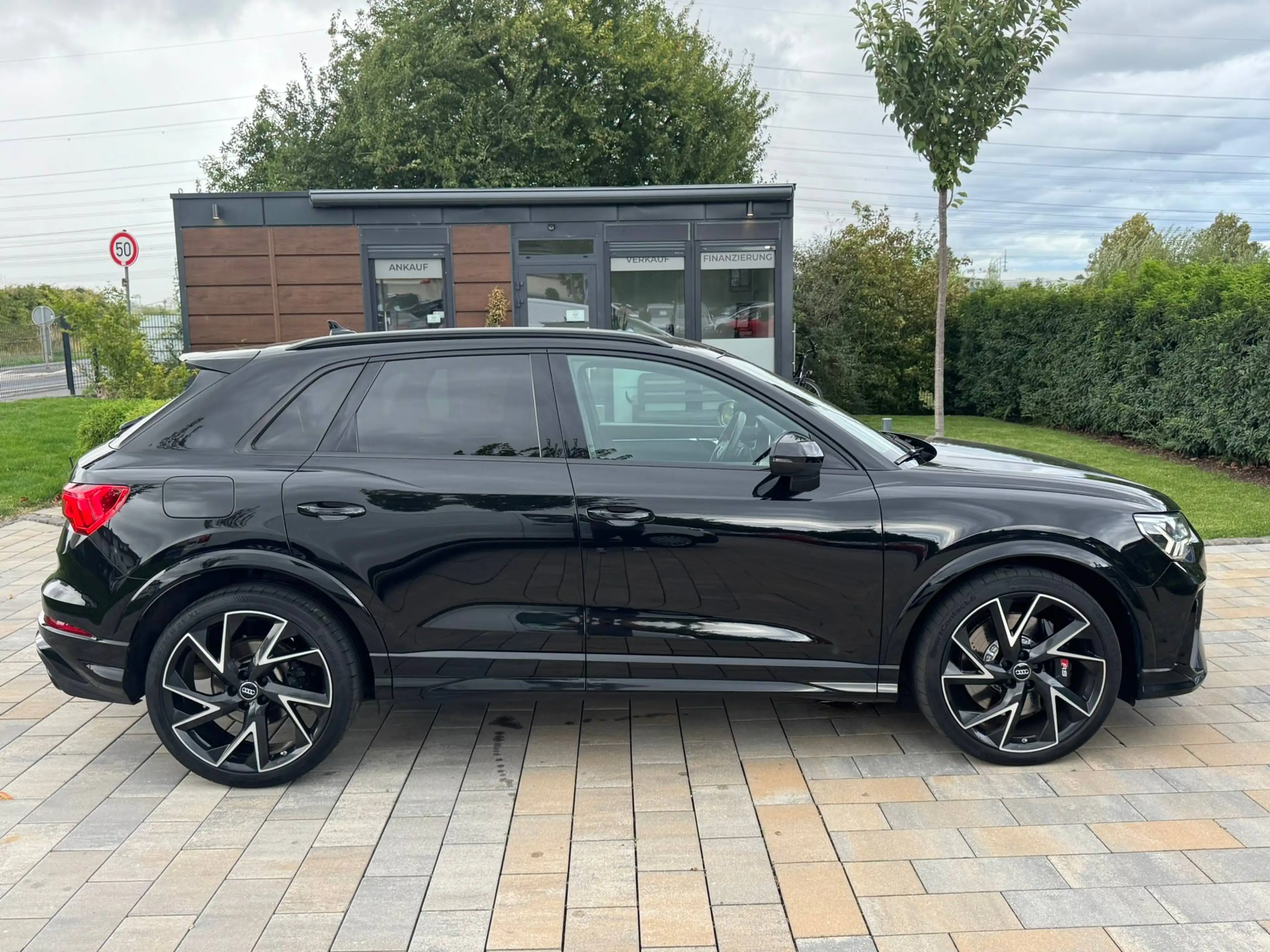 Audi RS Q3 2.5 TFSI quattro *B&O*PANO*DAB*CAM*280* — photo 14
