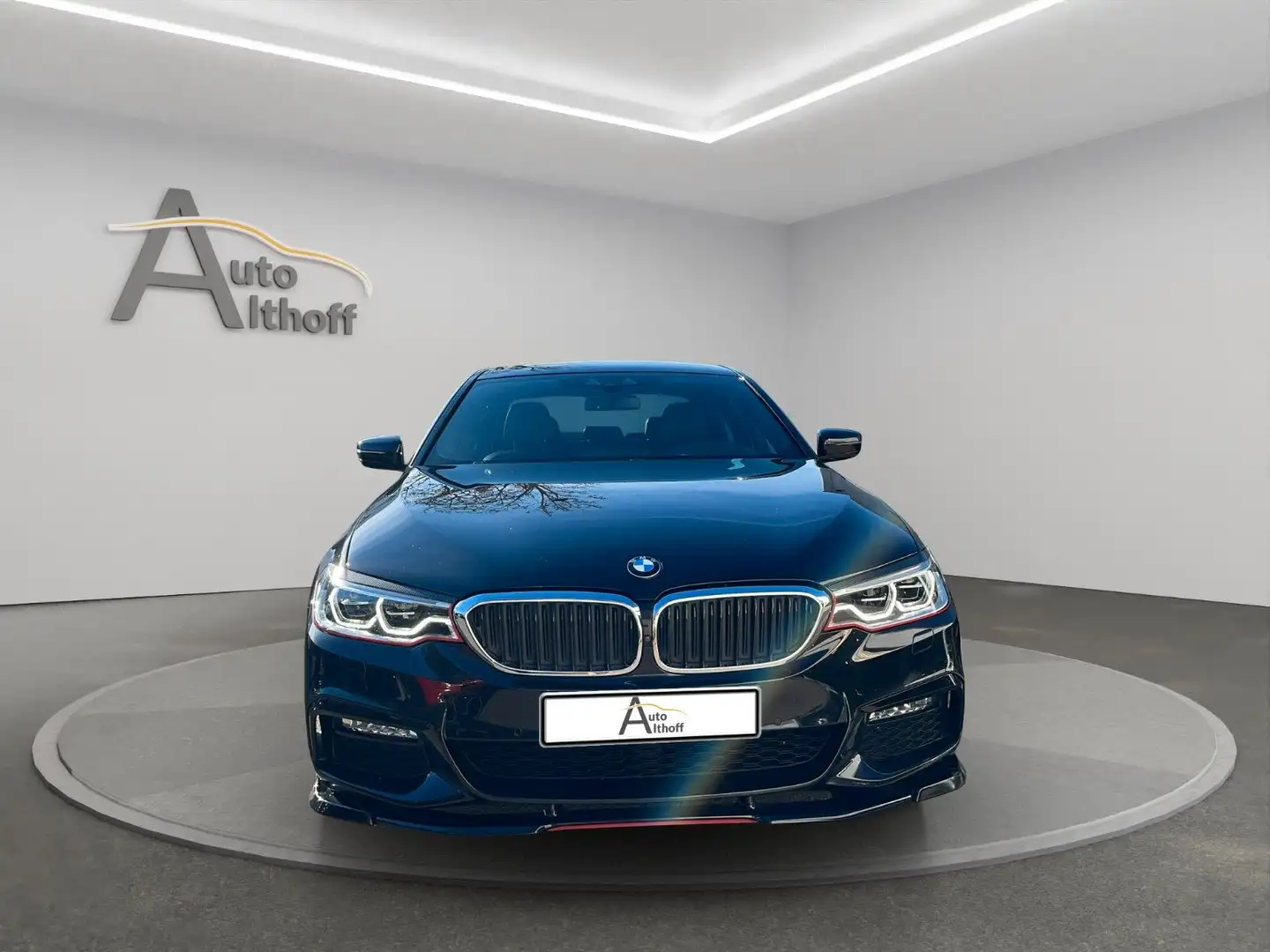 BMW 530 i M Sport Lim. LEDER LED MEMORY 360° SHZ Zwart - 2