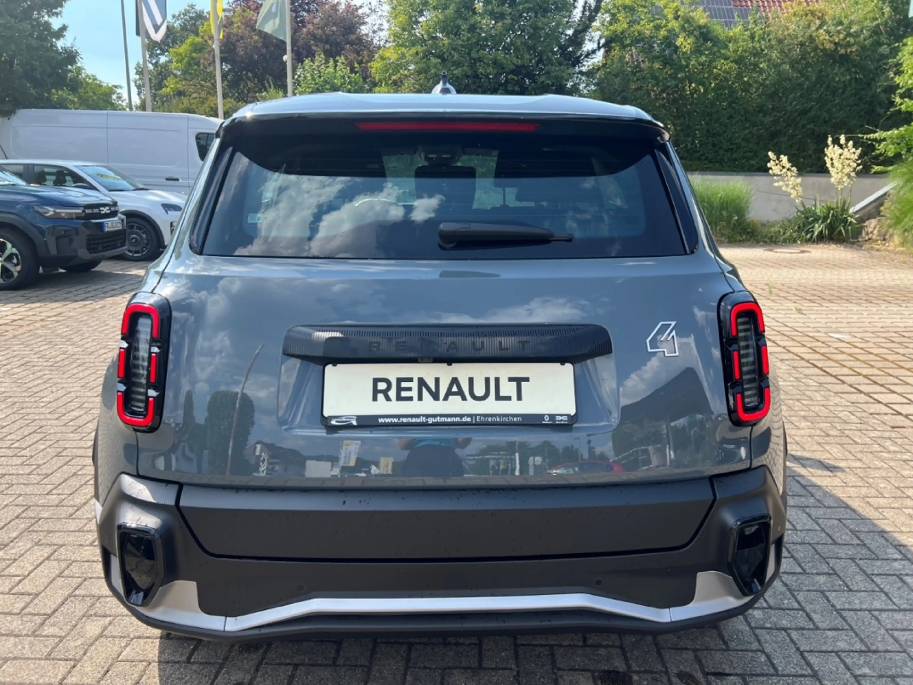 Renault R 4 Electric 120 Urban Range Evolution Digitales Cockp — photo 11