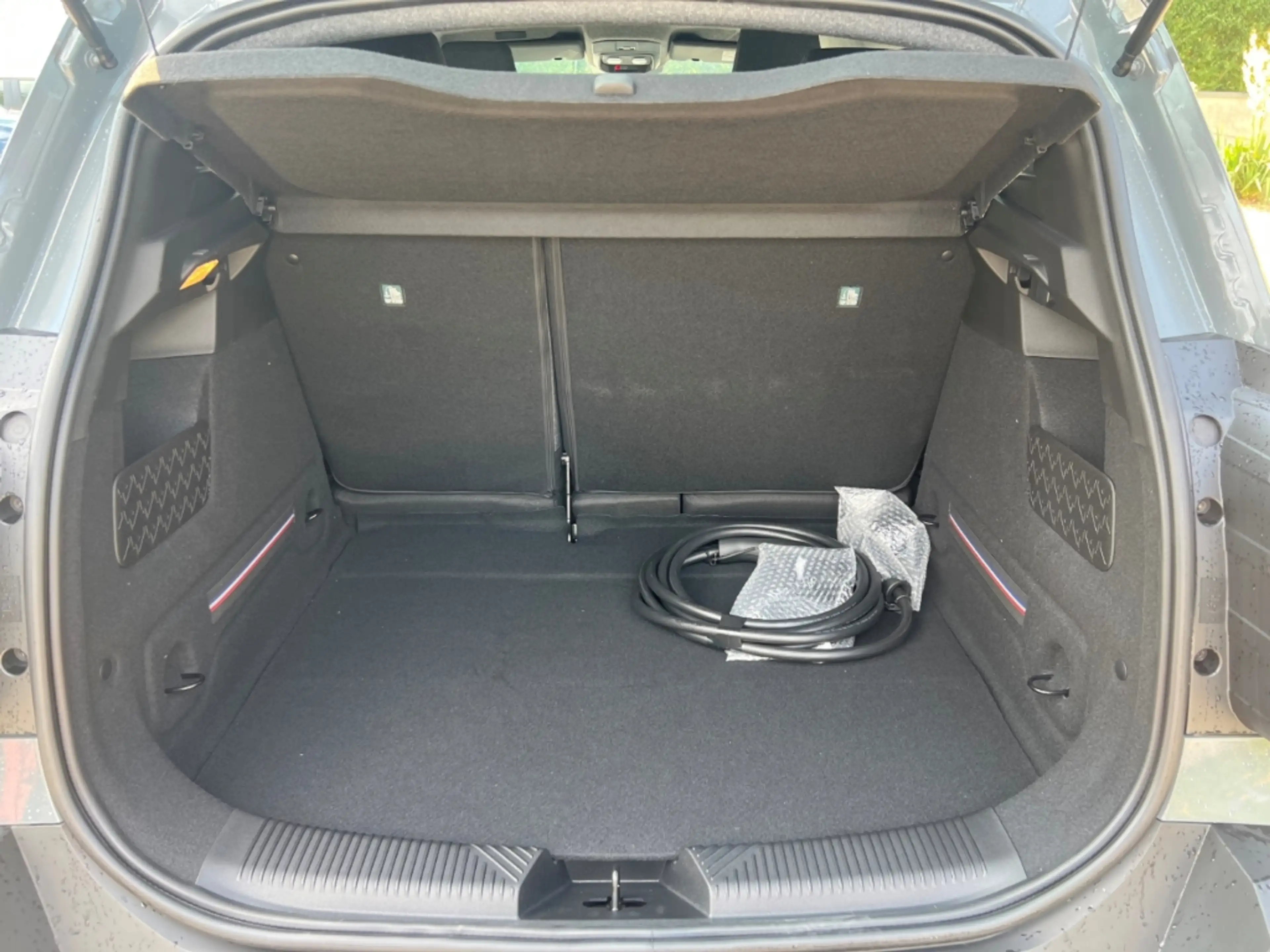 Renault R 4 Electric 120 Urban Range Evolution Digitales Cockp — photo 9
