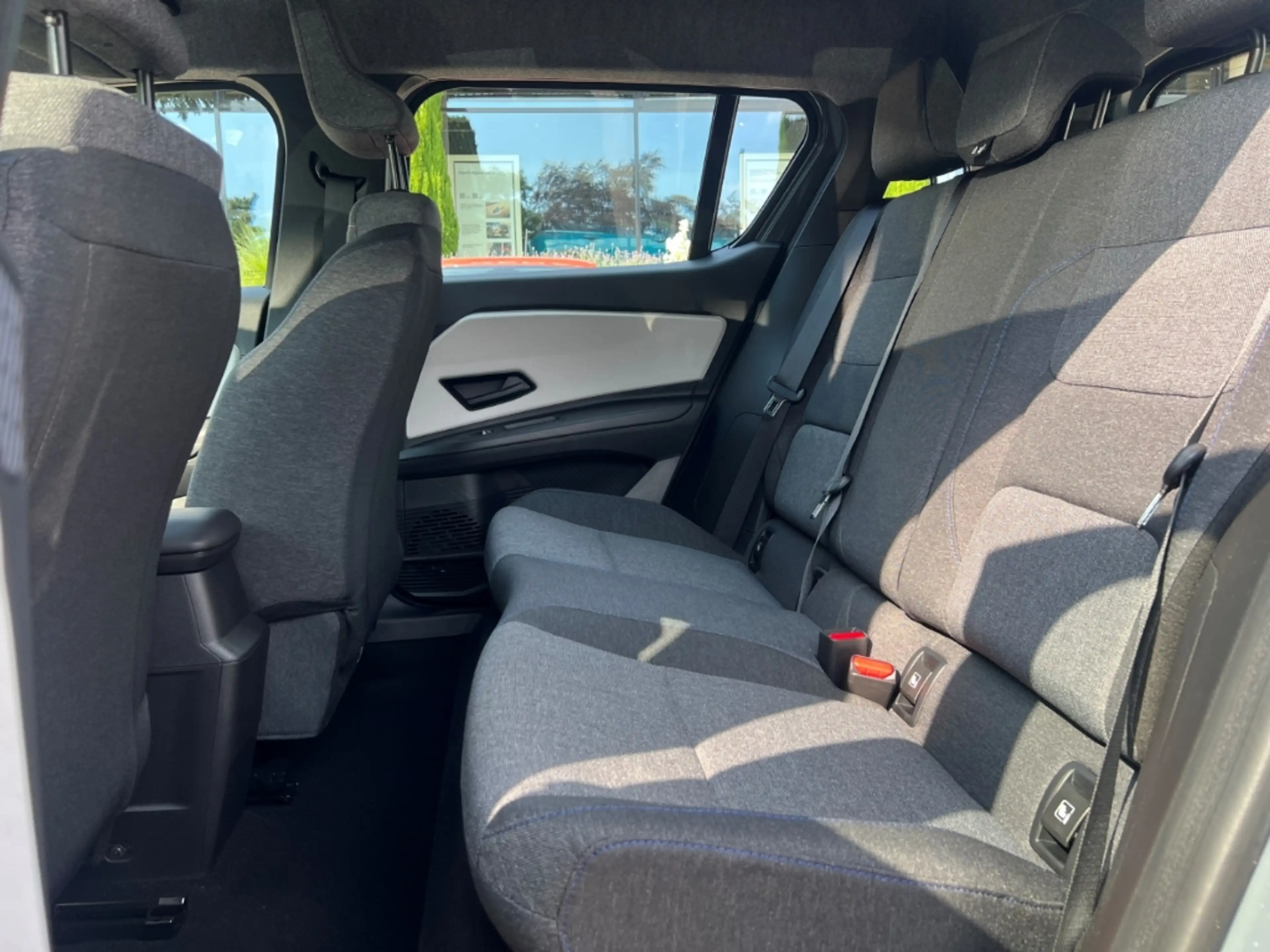 Renault R 4 Electric 120 Urban Range Evolution Digitales Cockp — photo 10