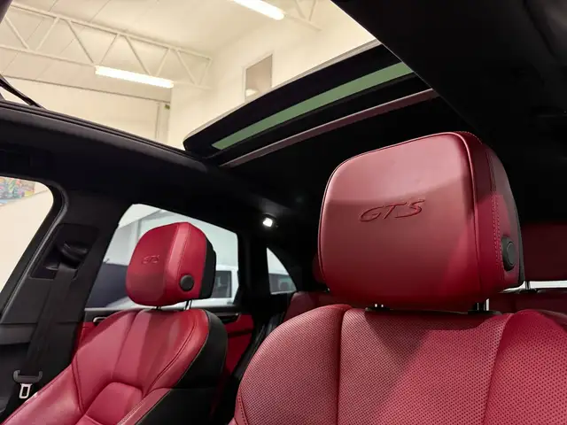 Porsche Macan GTS PDK Sport Design Chrono Pano Bose AHK Ansicht 24