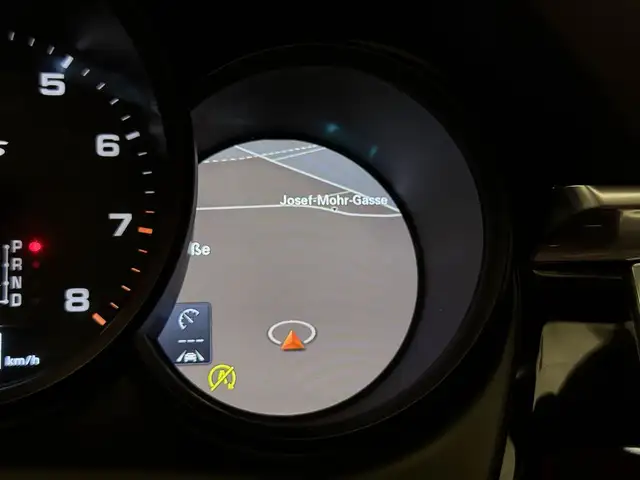 Porsche Macan GTS PDK Sport Design Chrono Pano Bose AHK Ansicht 43