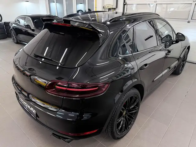 Porsche Macan GTS PDK Sport Design Chrono Pano Bose AHK Ansicht 17