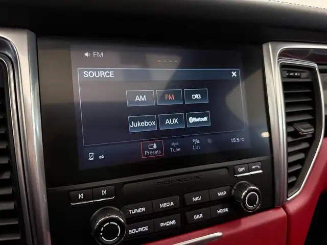 Porsche Macan GTS PDK Sport Design Chrono Pano Bose AHK Ansicht 47