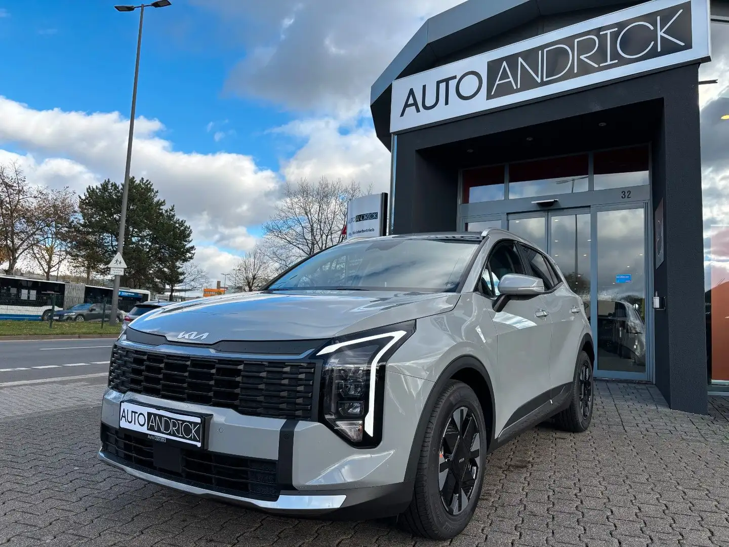 Kia Sportage Vision AUTOM. LED SHZ KAMERA NAVI NEU Grau - 1