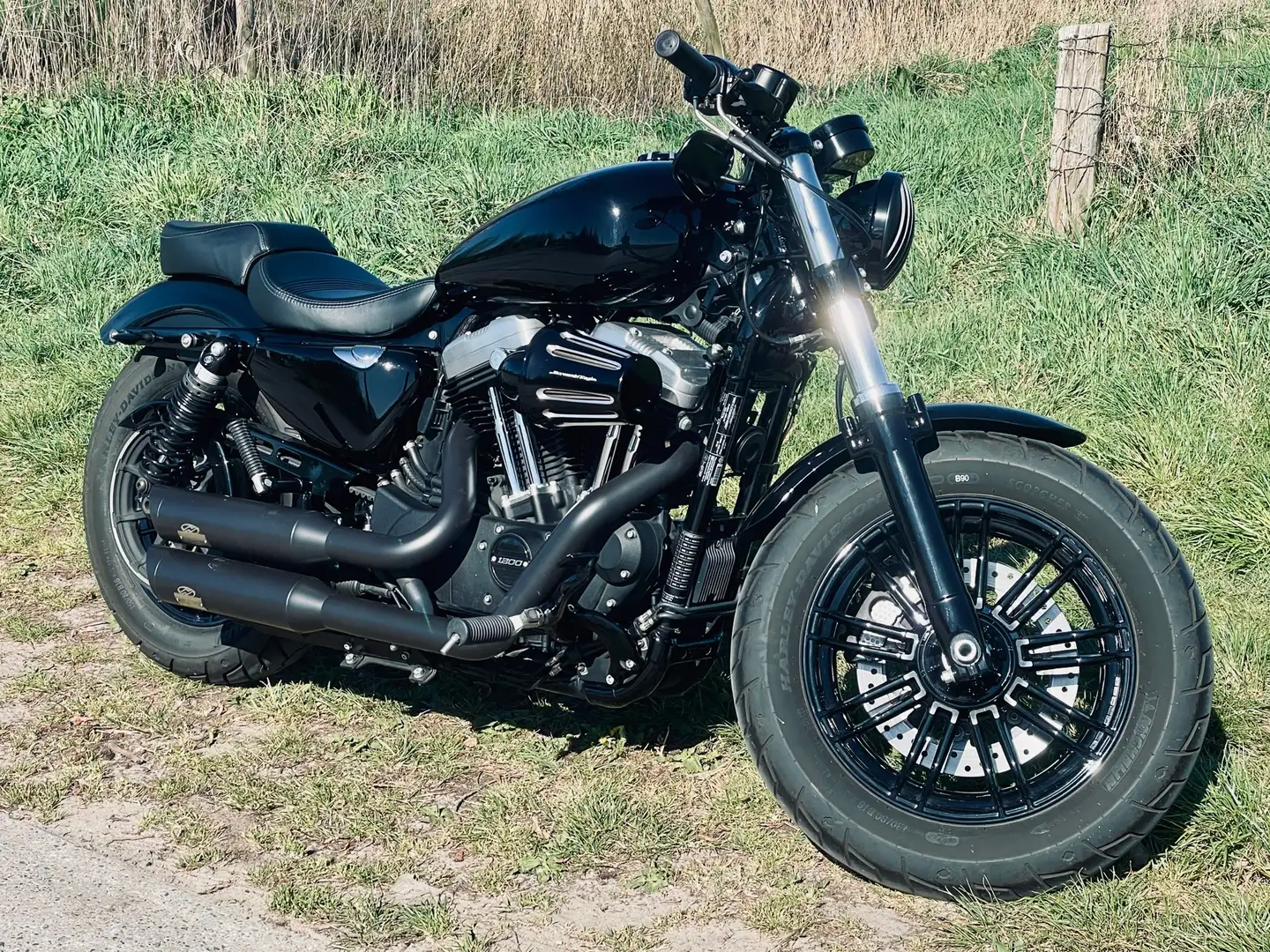 Harley-Davidson Sportster Forty Eight XL 1200X Černá - 1