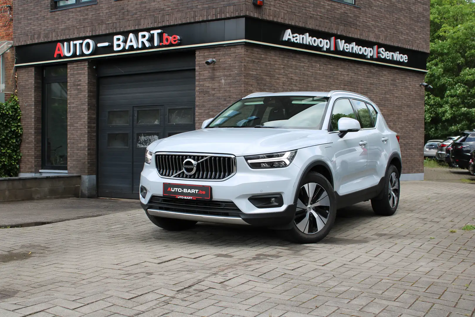 Volvo XC40 1.5 T4 PHEV Inscription Blanc - 2