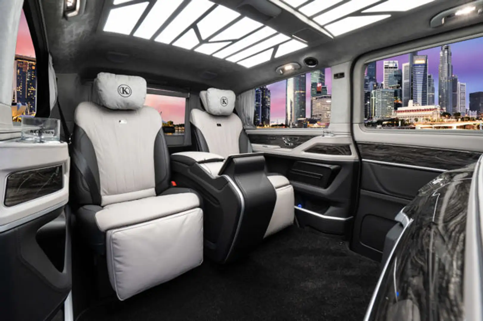 Mercedes-Benz V300 - Limited Luxury VIP Van KLASSEN - V-Class Noir - 2