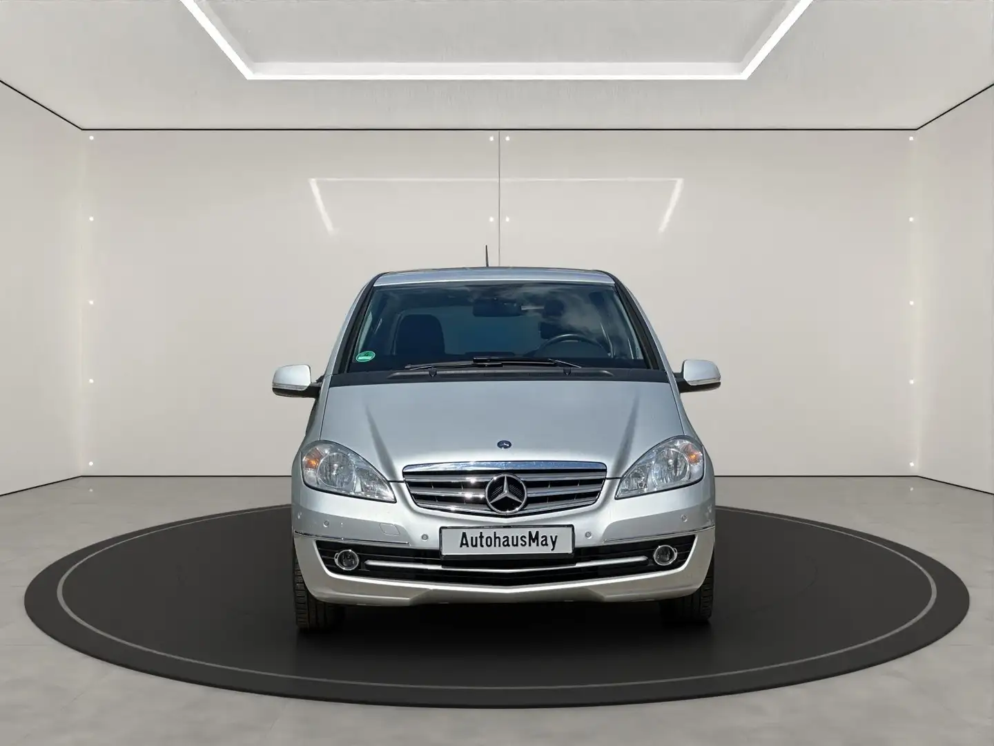 Mercedes-Benz A 200 Automatik Elegance Comand Plateado - 2