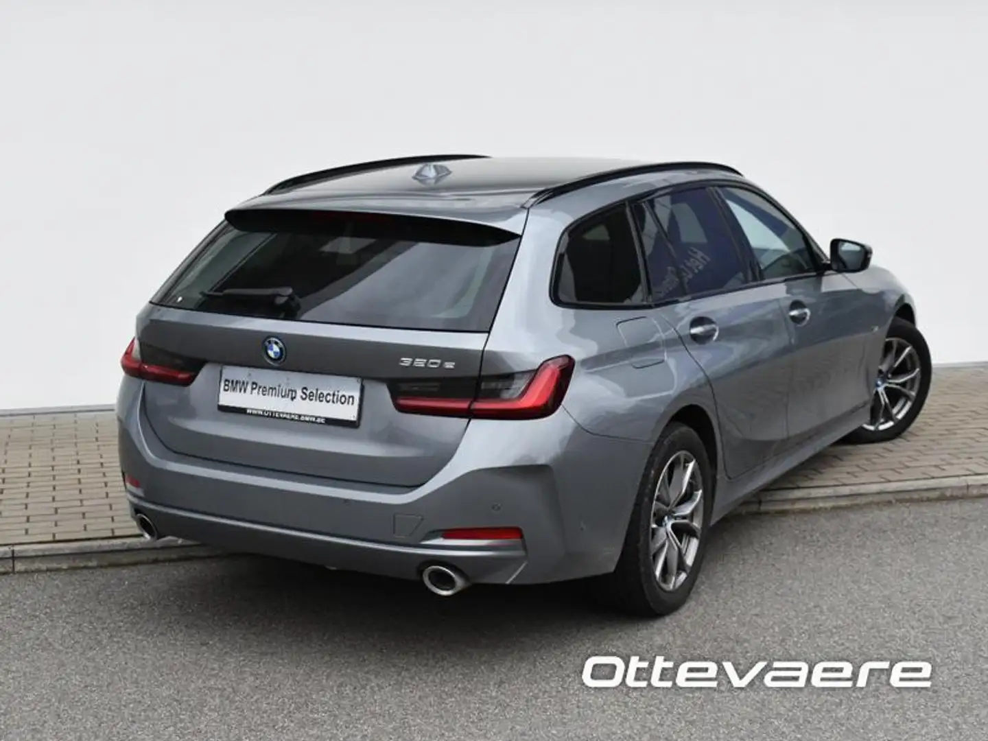 BMW 320 e Touring LCI - Trekhaak Grey - 2