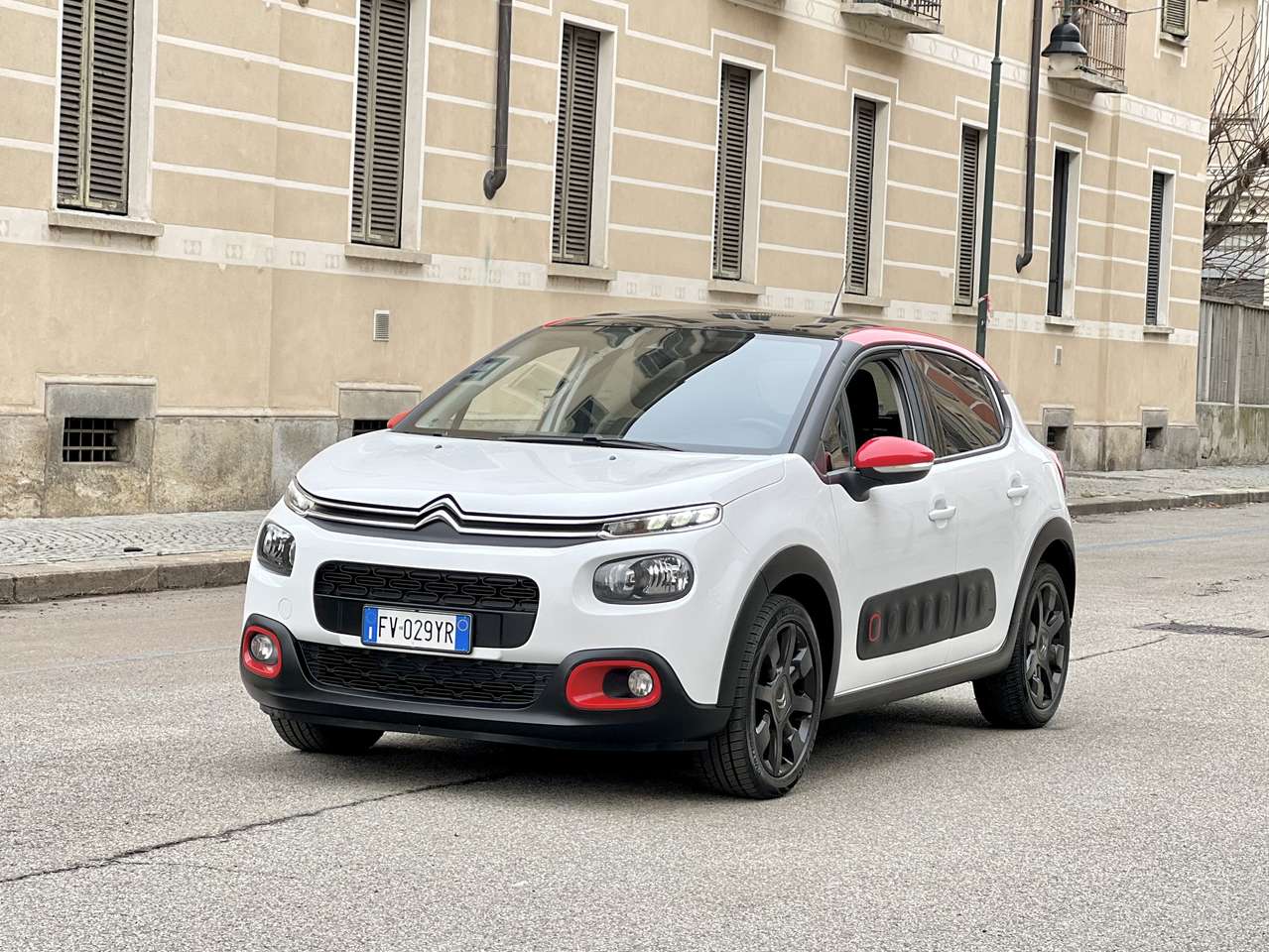 Citroen C3 1.5 BlueHDi 100cv E6D Shine 1 PROP-TETTO PANO-LED