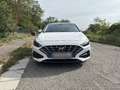 Hyundai i30 i30 1.5 T-GDI Fastback 48V-Hybrid EDITION 30+ Weiß - thumbnail 2
