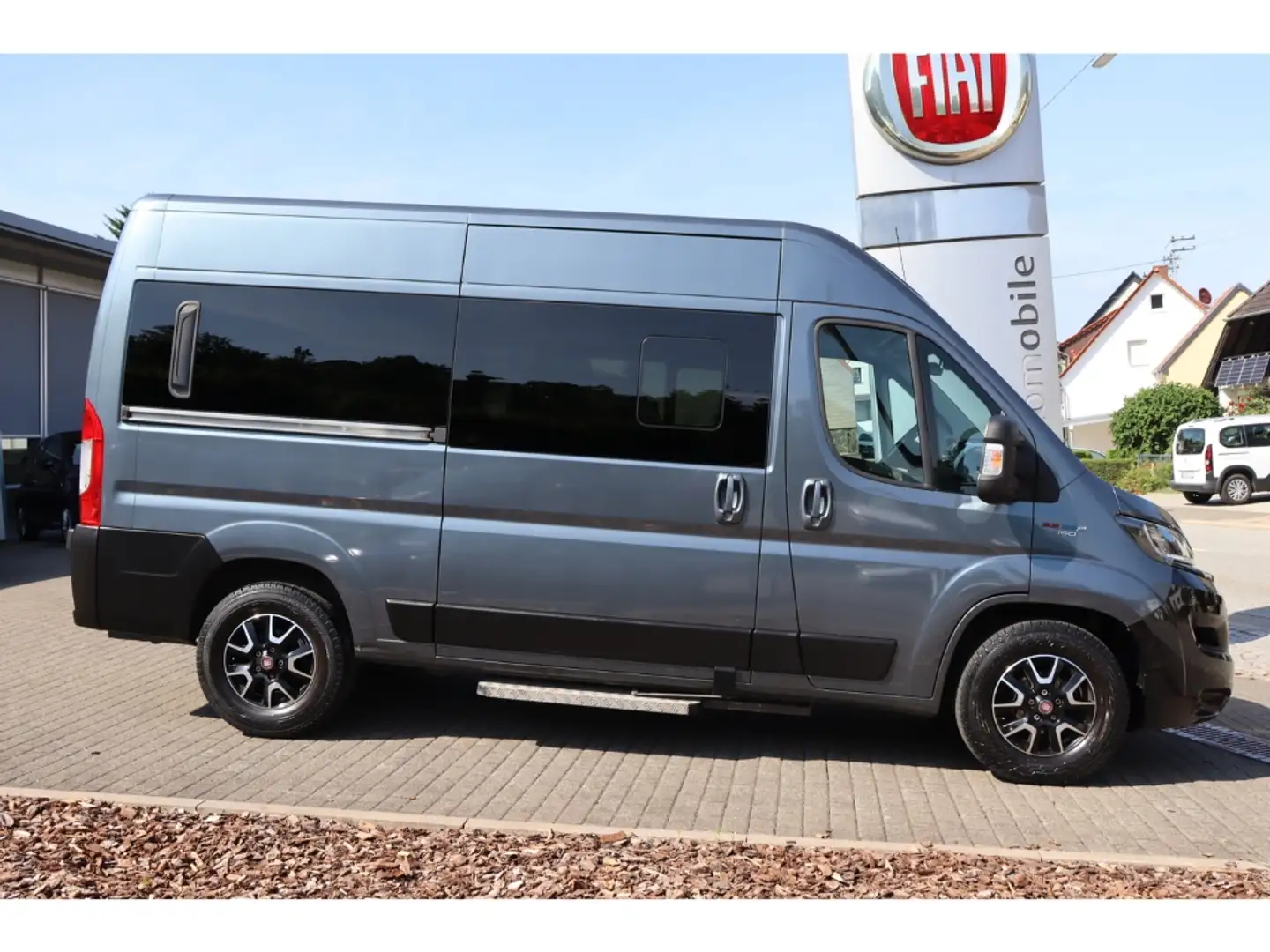 Fiat Ducato PANORAMA L2H2 150 PS MJET NAVI KAMERA STANDHEIZUNG Grau - 2