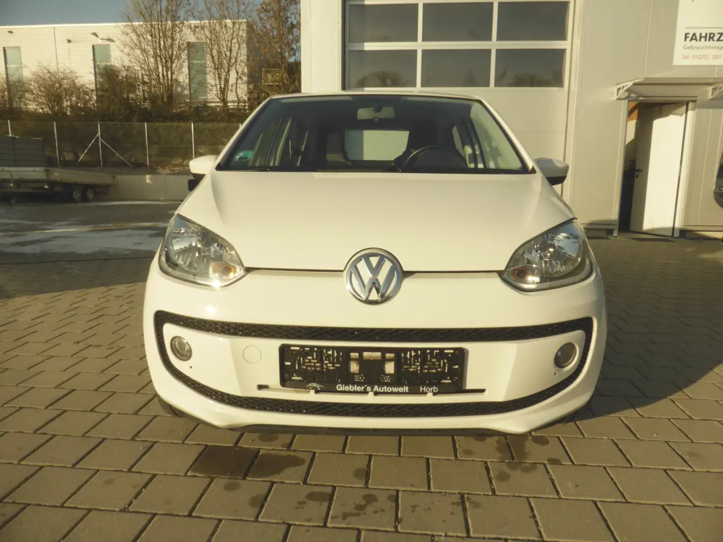 Volkswagen up! 5 Türen/Klima//1Hand/Sitzheizung/Tüv neu Blanc - 1