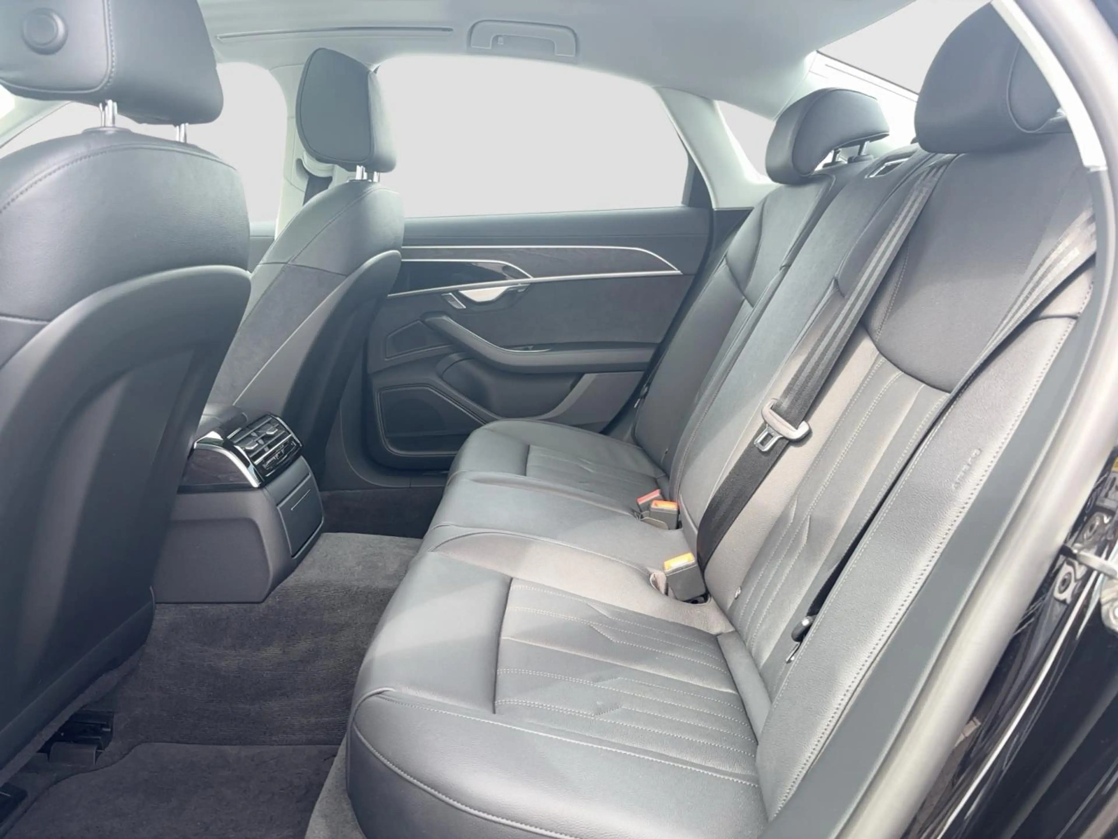 Audi A8 A8 50 TDI quattro HD MLED Pano Assistenzp. — photo 12