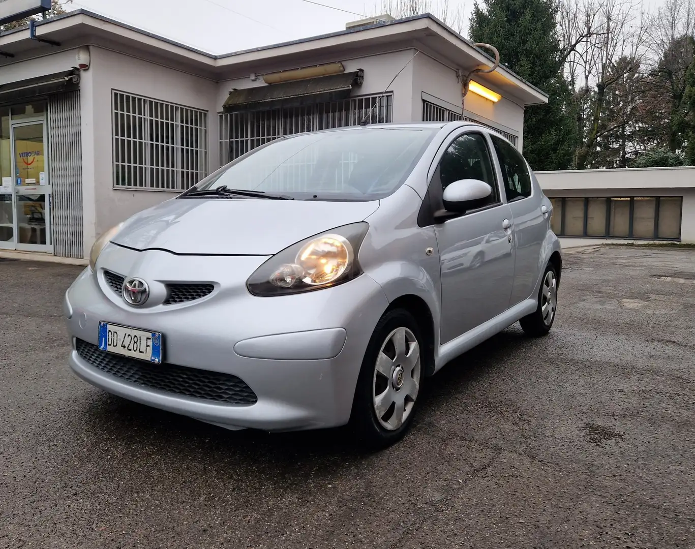 Toyota Aygo 5p 1.0 Sol m-mt *OK NEOPATENTATI * Grigio - 1