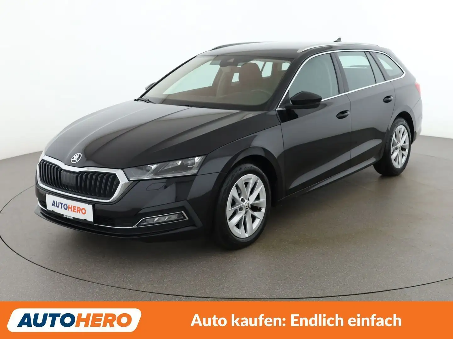 Skoda Octavia 2.0 TDI First Edition Schwarz - 1