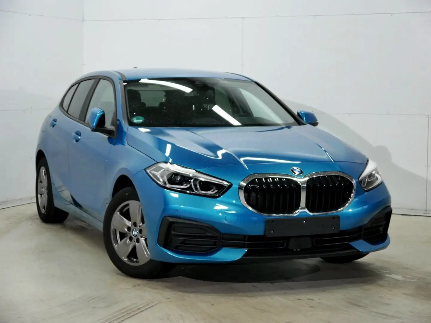 BMW 116 116i Advantage+Comfort Aut. NaviPro LED Lenkrhz Blau - 2