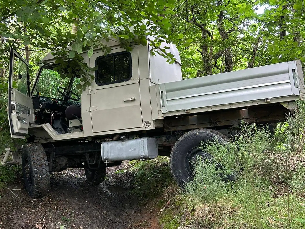 Iveco VM90, foto 3