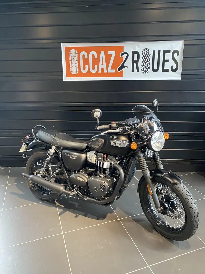 Triumph Bonneville T100 Noir - 1