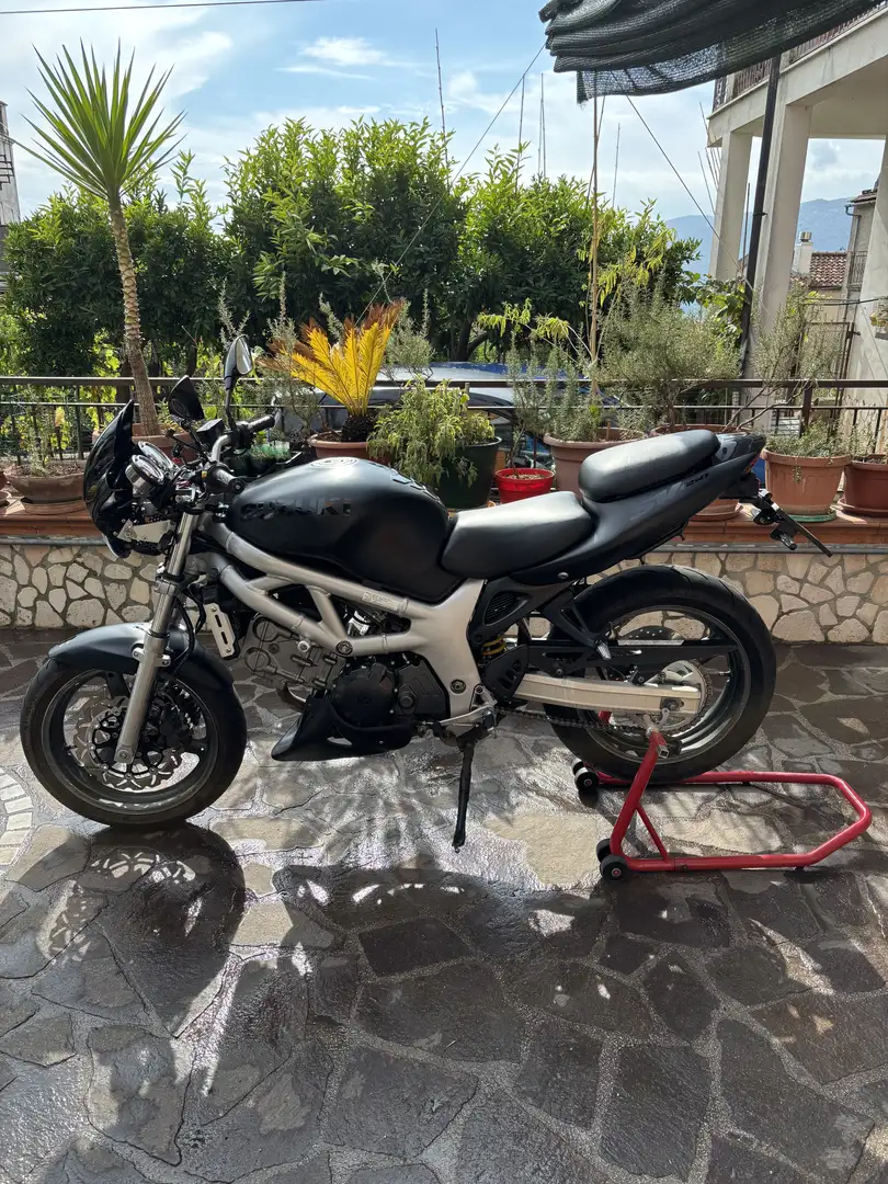 Suzuki SV 650 Naked - 1