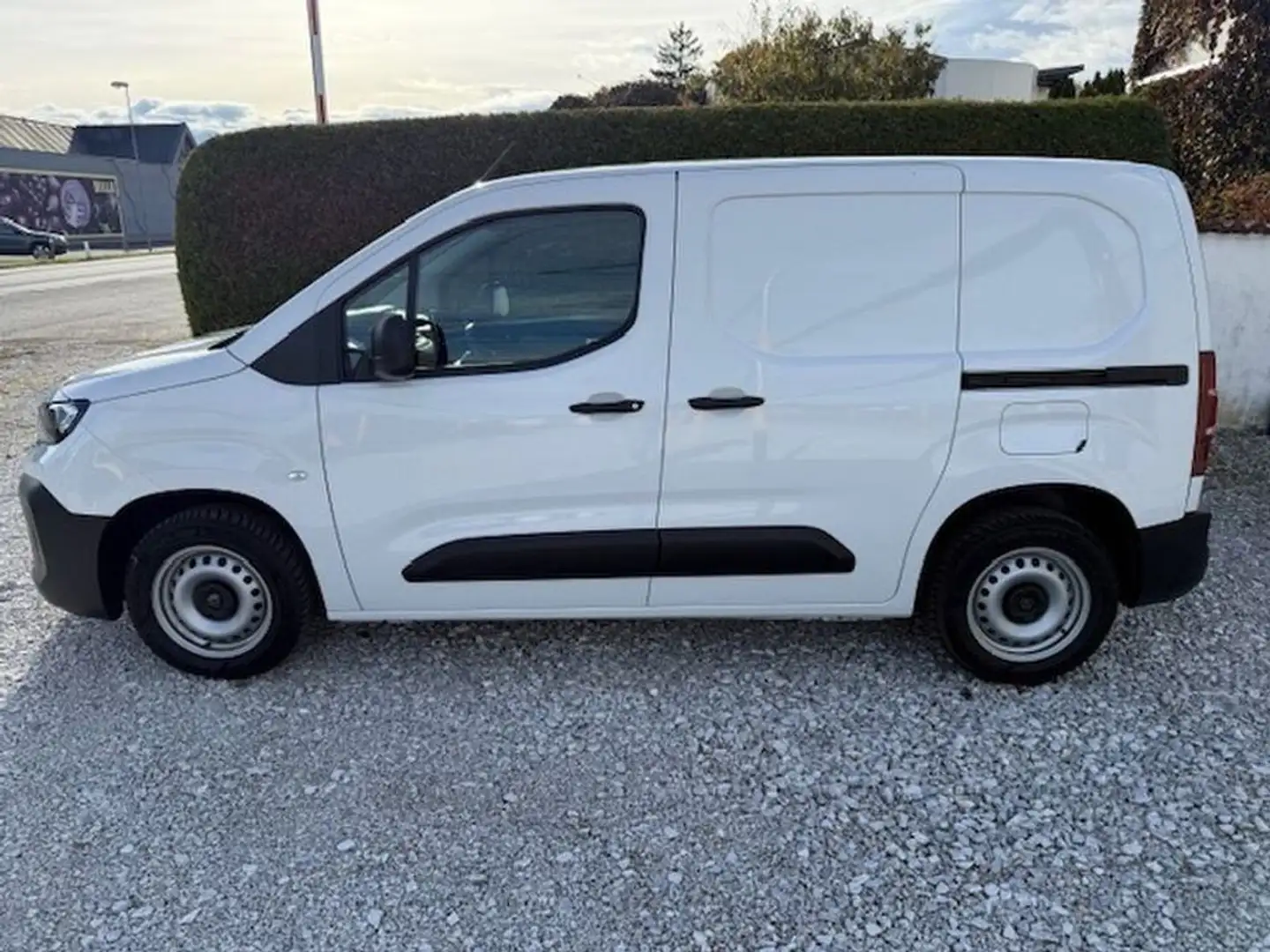Peugeot Partner Premium L1 Weiß - 2
