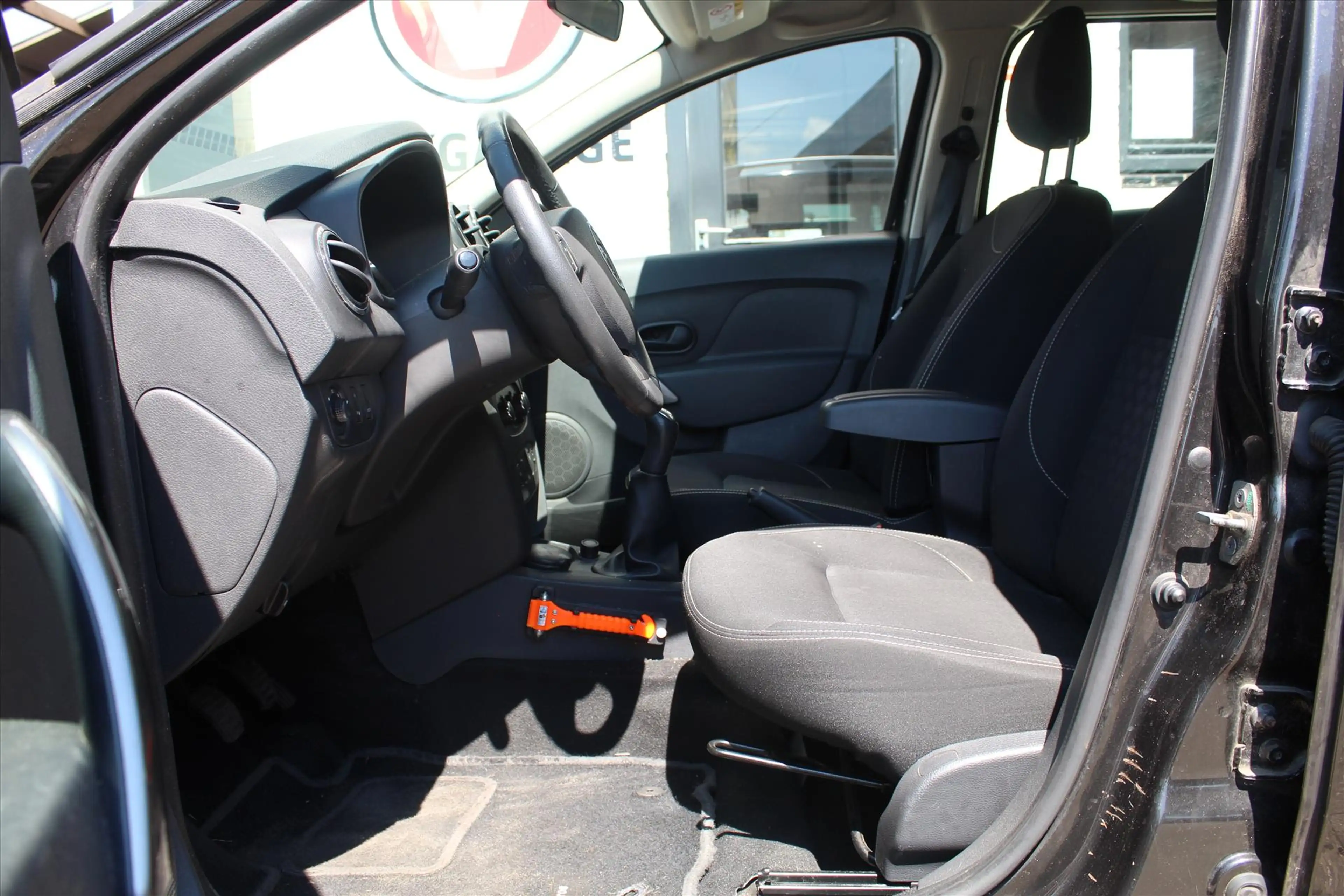 Dacia Logan 0.9 Tce 90pk Prestige — photo 11