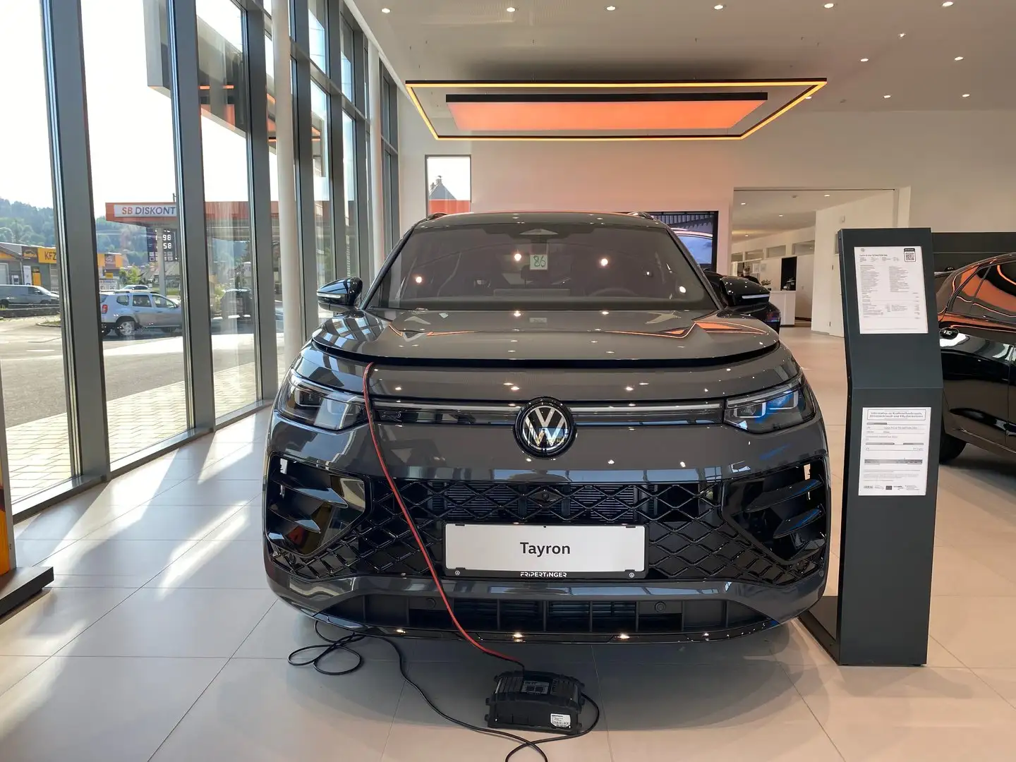 Volkswagen Tayron R-Line TDI 4MOTION DSG Grau - 2