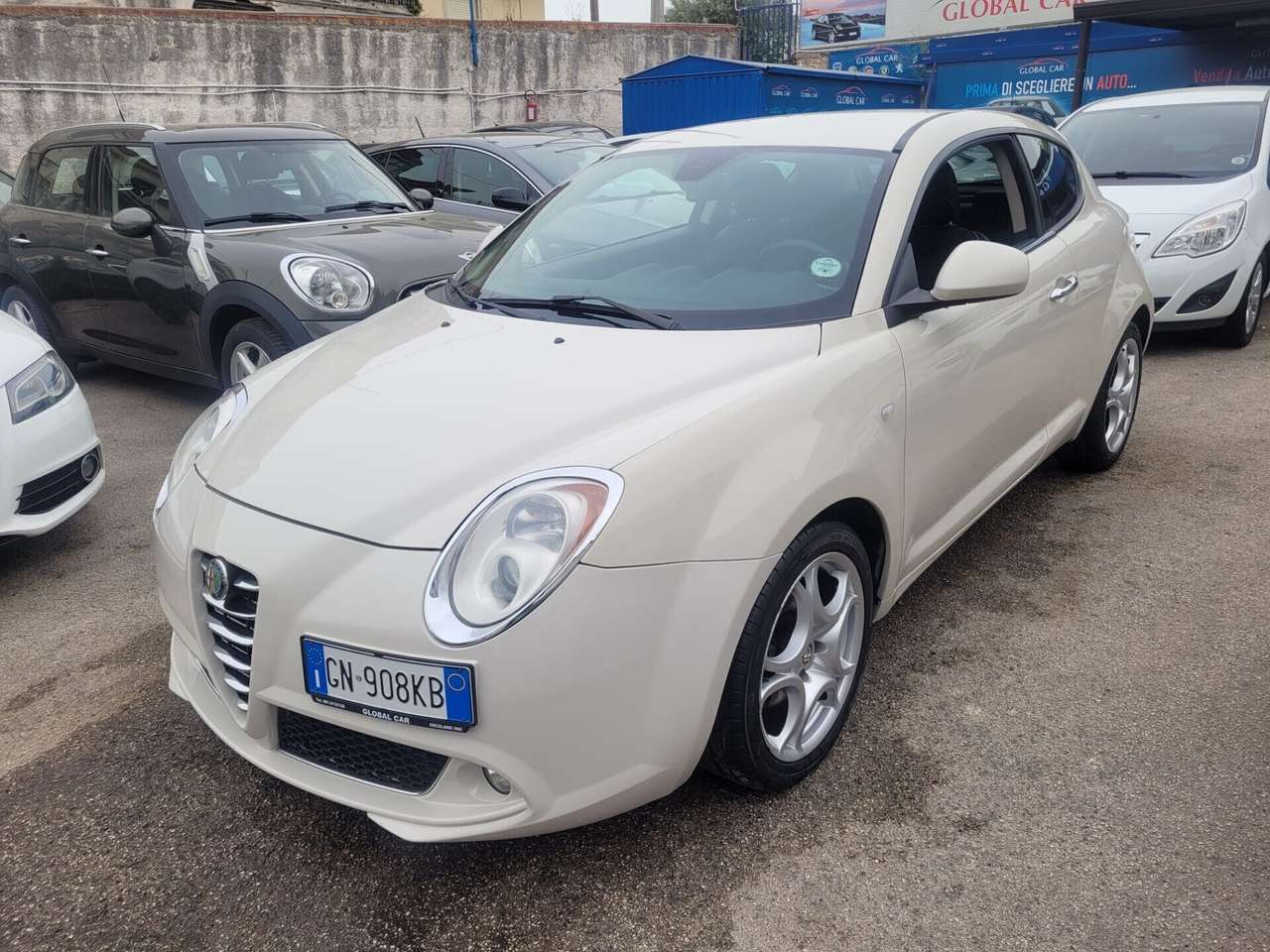 Alfa Romeo MiTo 1.6 JTDm-2 S&S Distinctive Sport Pack