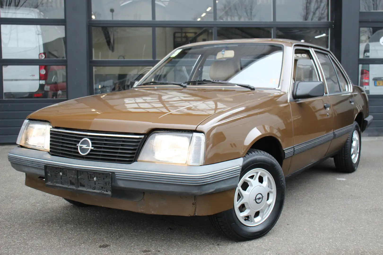 Opel Ascona 1.6S Luxus Barna - 1