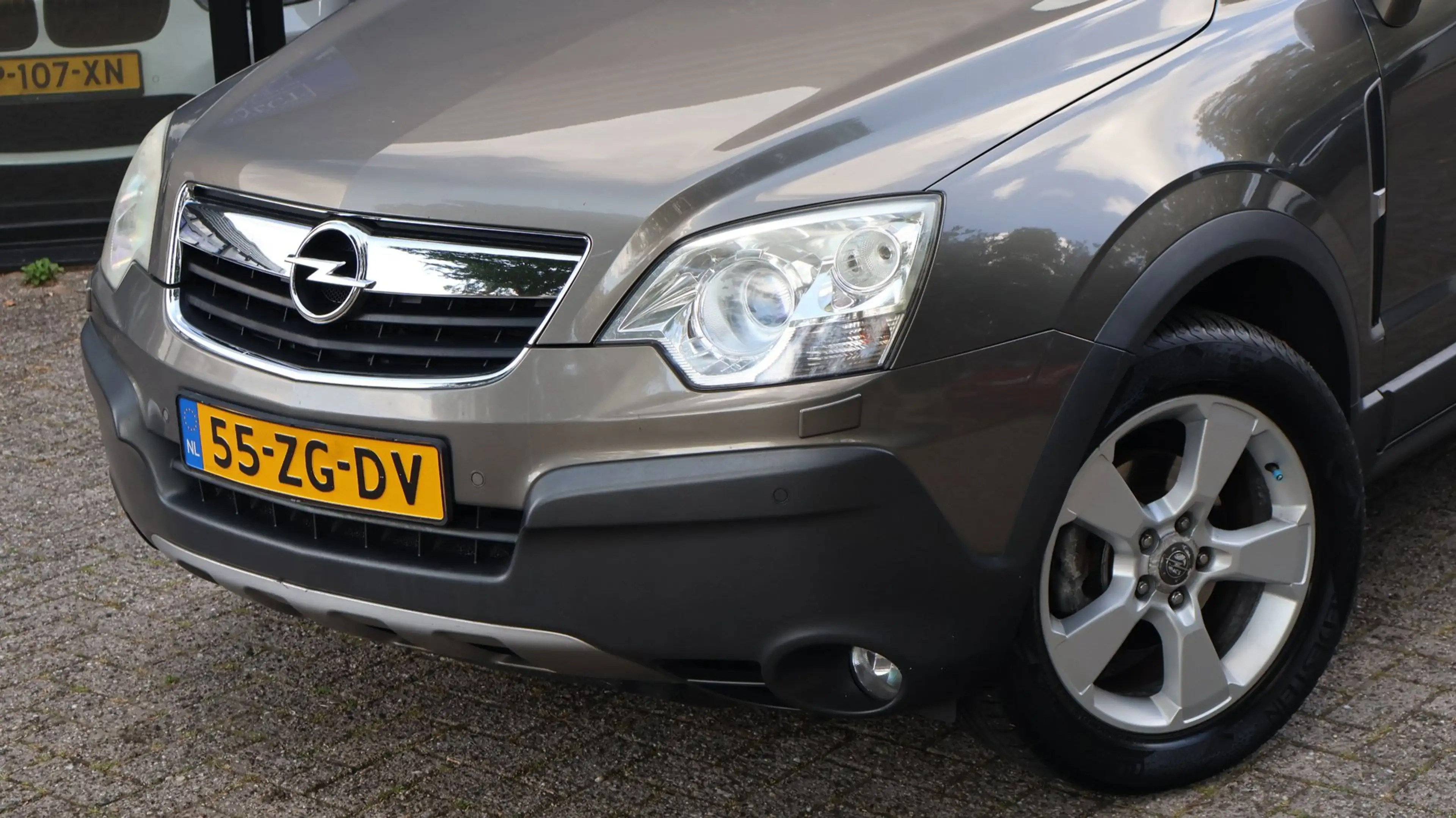 Opel Antara 3.2 V6 Cosmo|Leder|PDC|Tr.haak|Xenon|Cruise|NAP — photo 9