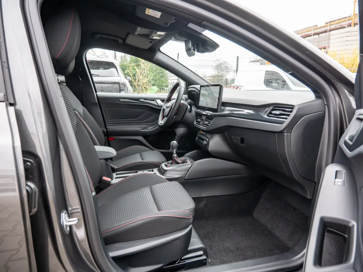 Ford Focus ST-Line 5trg. NAVI ACC TWA KAMERA uvm. -K.T.- Grau - 2