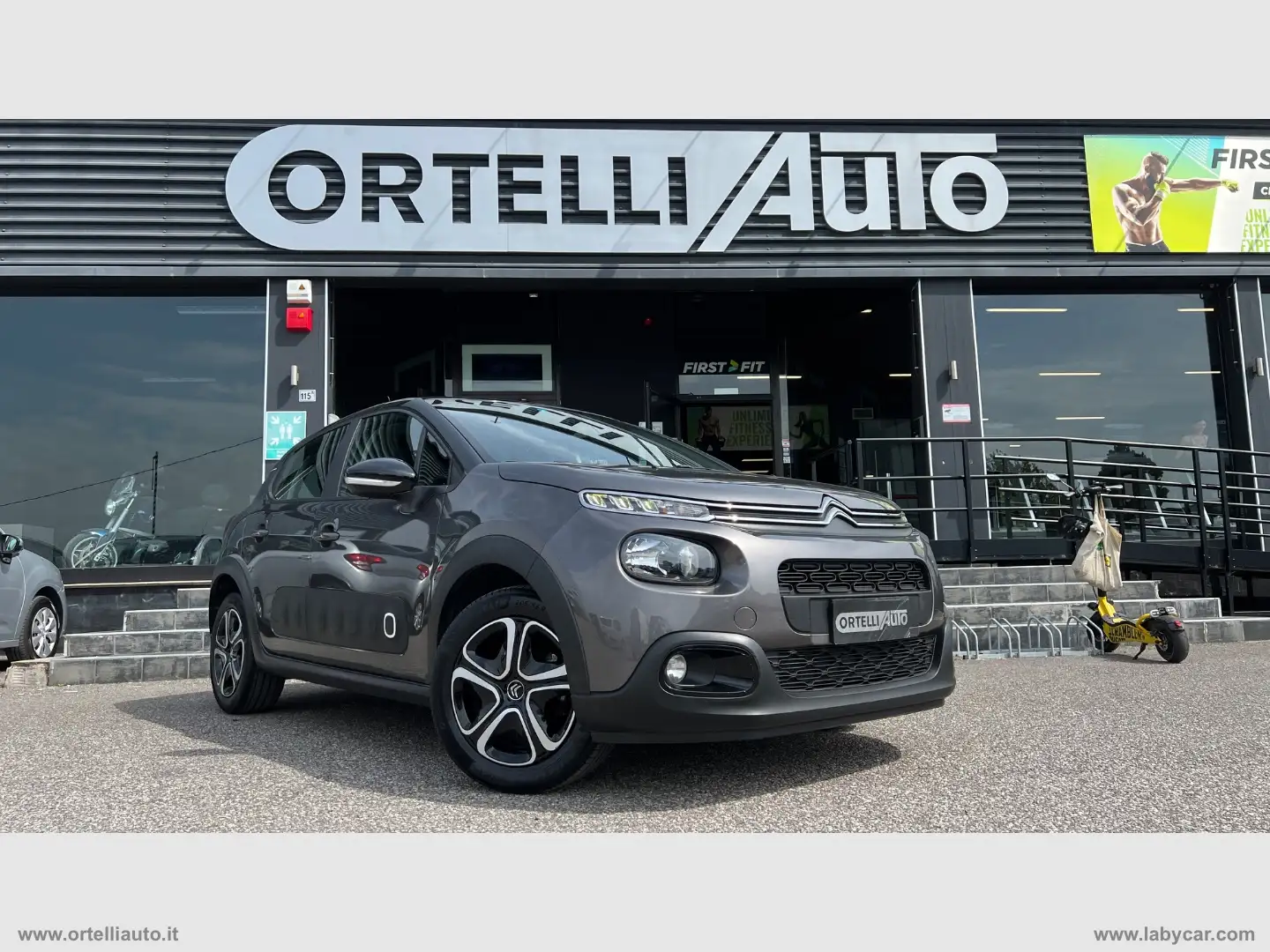Citroen C3 PureTech 83 S&S Shine NEOPATENTATI Grau - 1