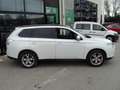 Mitsubishi Outlander 220DI-D Kaiteki AT 4WD Wit - thumbnail 4
