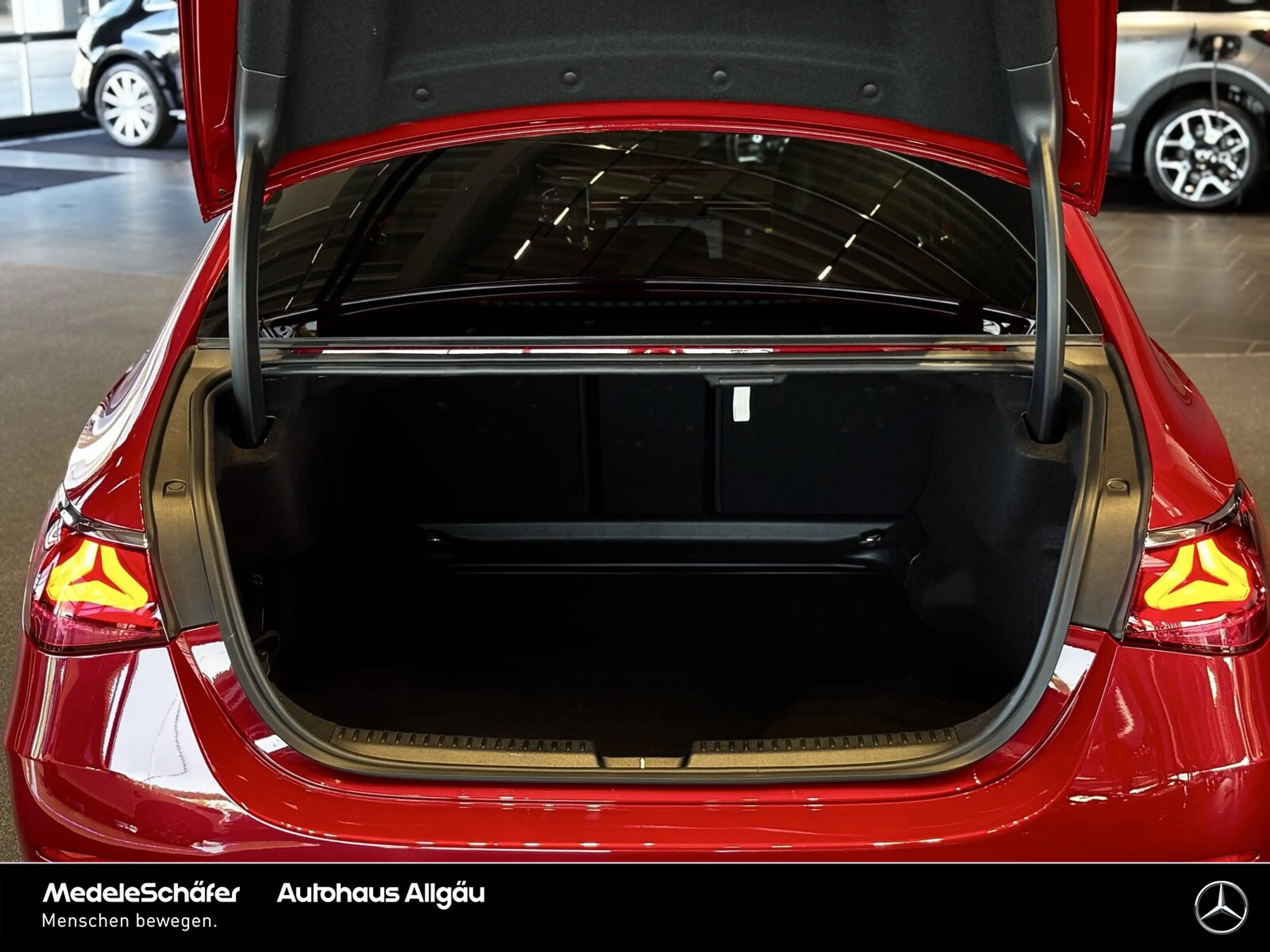 Mercedes-Benz E 220 E 220 d Limo AMG Night Superscreen IconicGlow Dist — photo 13