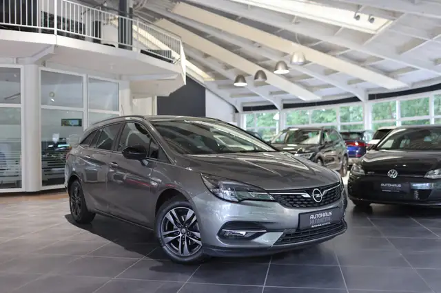 Opel Astra main image