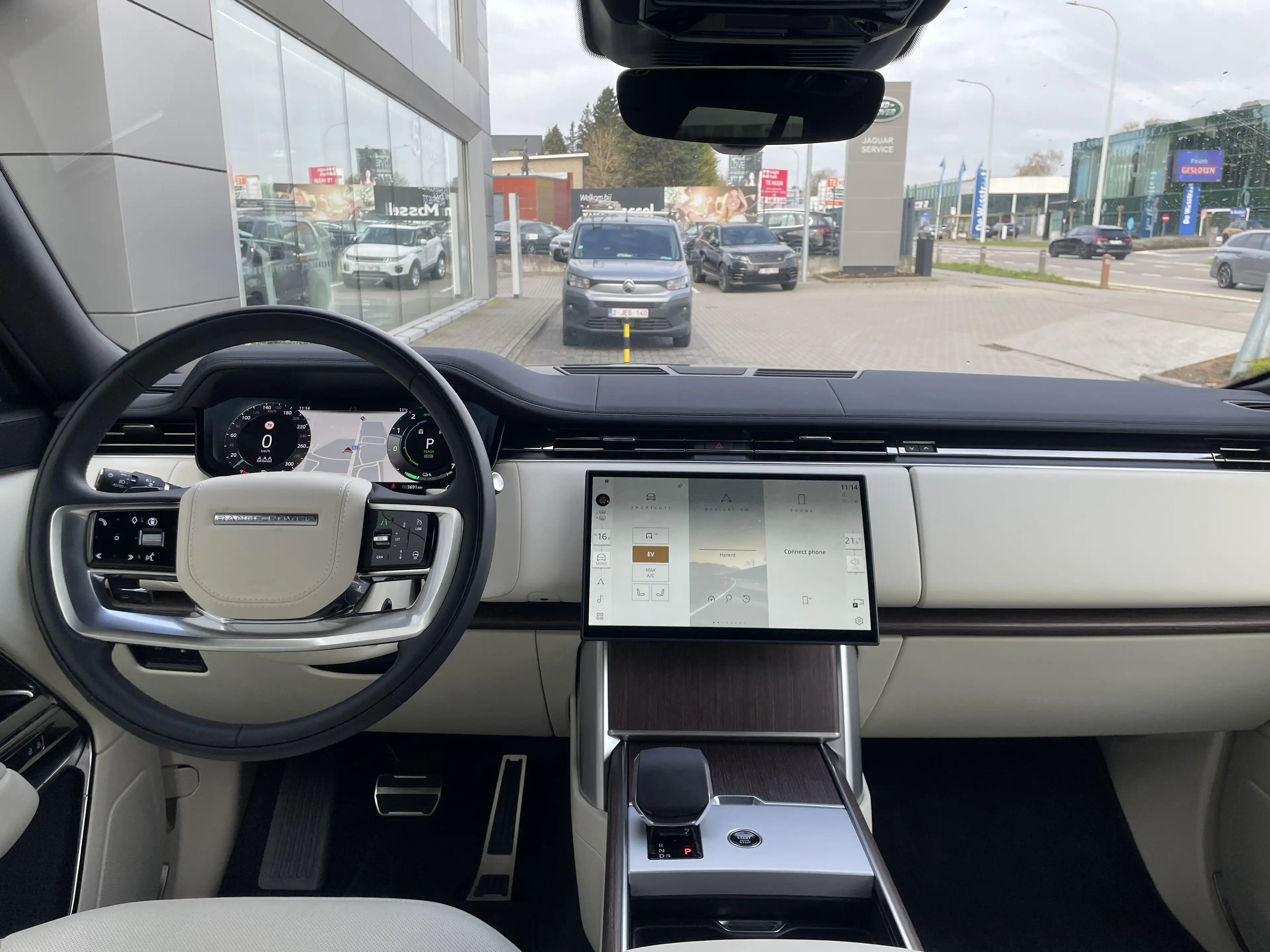 Land Rover Range Rover SWB P460e SE SE EDITION | Memory | Adaptive CC | L — photo 11