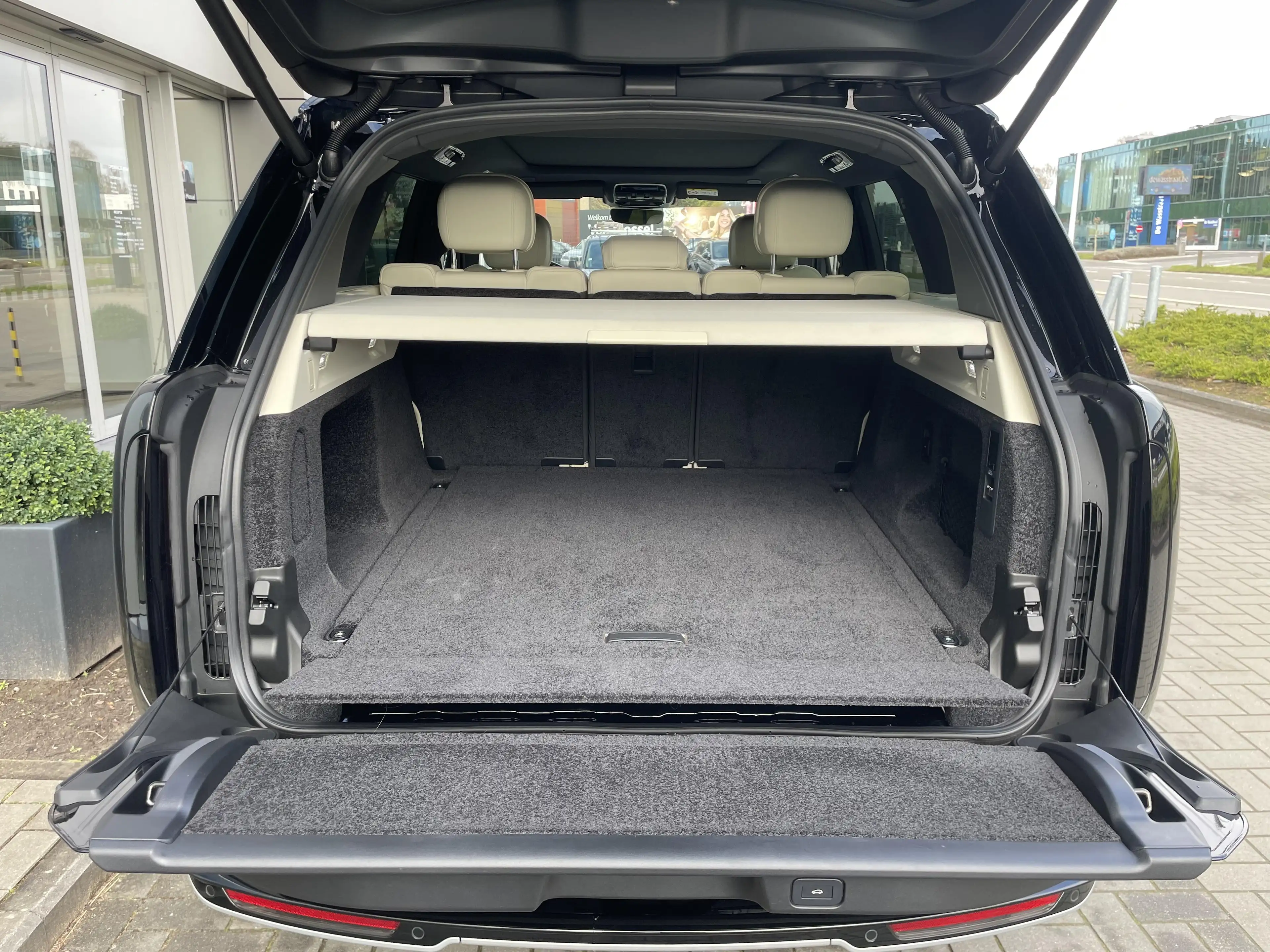 Land Rover Range Rover SWB P460e SE SE EDITION | Memory | Adaptive CC | L — photo 8
