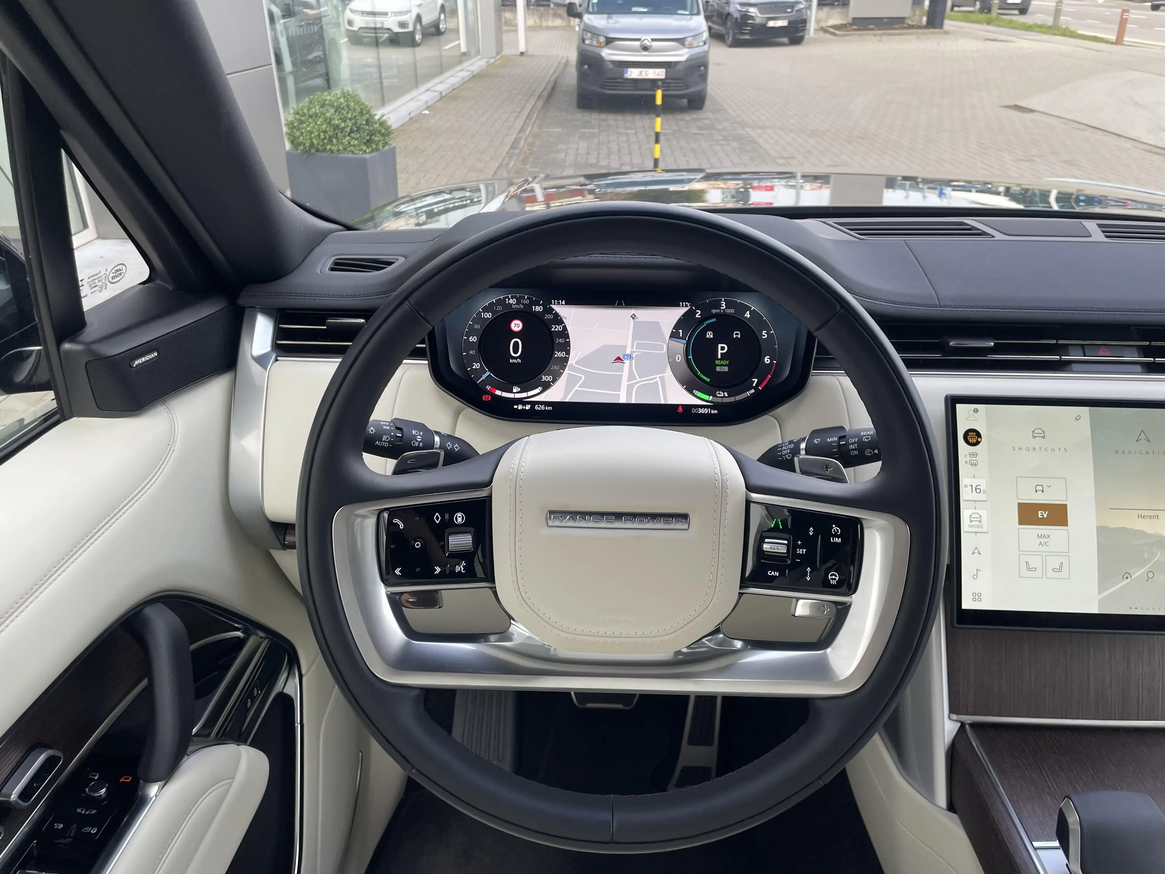 Land Rover Range Rover SWB P460e SE SE EDITION | Memory | Adaptive CC | L — photo 12
