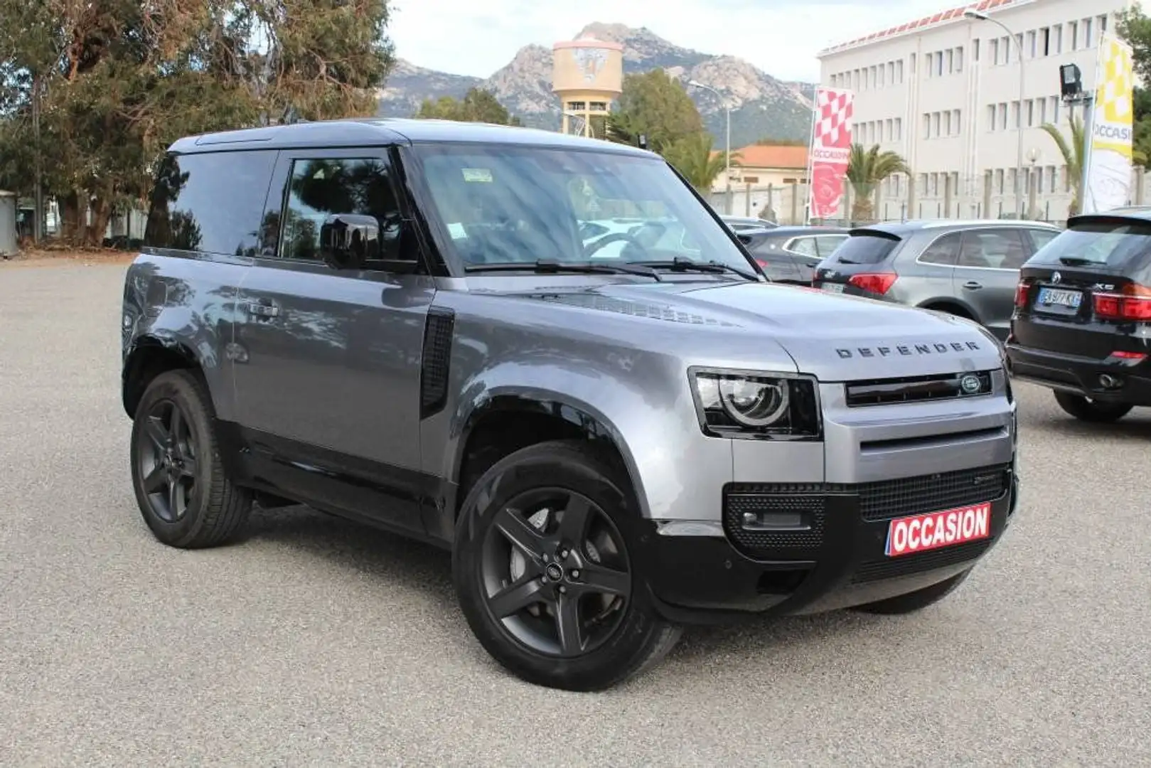 Land Rover Series 90 3.0L D300 X-DYNAMIC SE 3 PORTES 5 PLACES D'ORIG Grau - 1