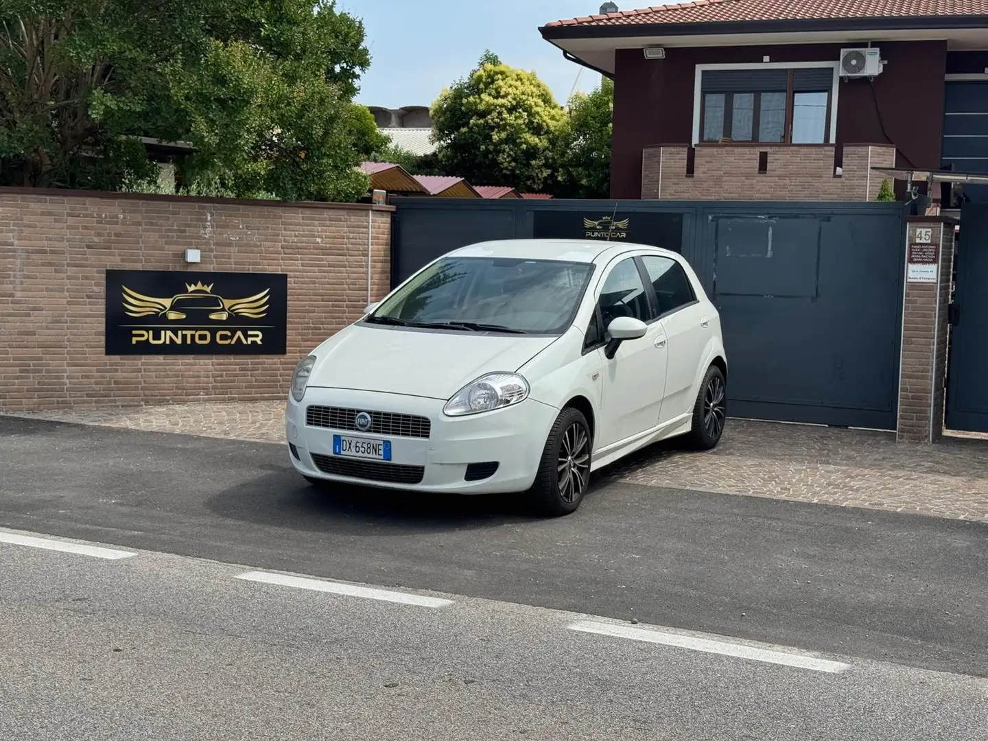 Fiat Grande Punto Grande Punto 5p 1.4 Dynamic Gpl 77cv Bianco - 1