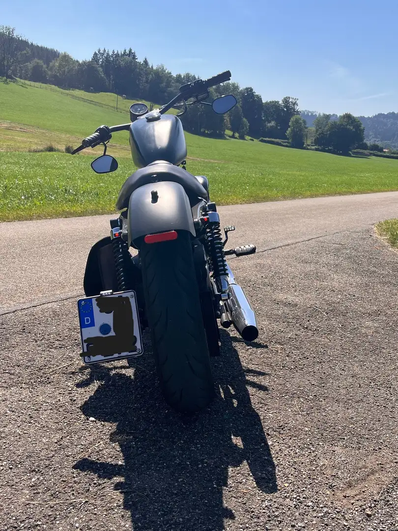 Harley-Davidson Sportster XL 883 Harley-Davidson Sportster Iron 883 5HD Černá - 2