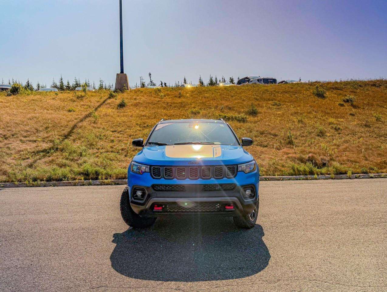 2024 Jeep Compass Trailhawk — снимка 1