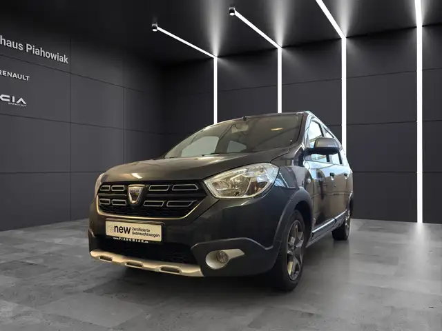 Dacia Lodgy Stepway dCi 110 7-Sitzer Navi Klimaanlage Tempomat